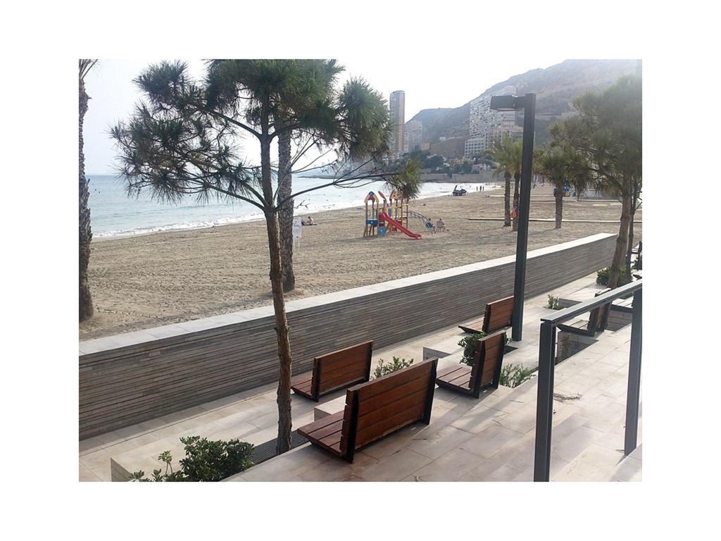 Vistas Al Mar Alicante Exterior foto